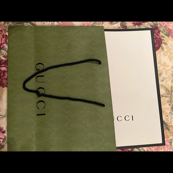 GUCCI Box And Paper Bag - Picture 2 of 8